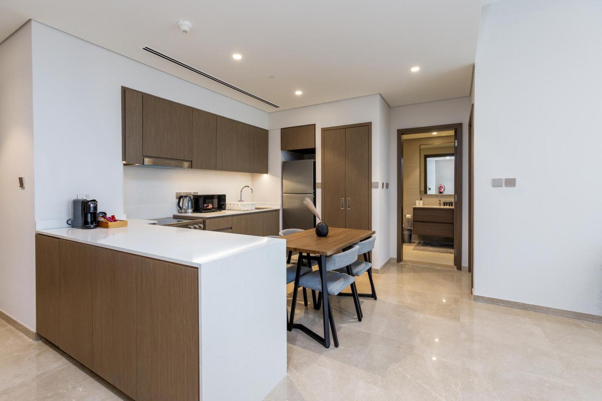 Apartment Brand New 1br Near Burj Khalifa & Mall - Allsopp & Allsopp
