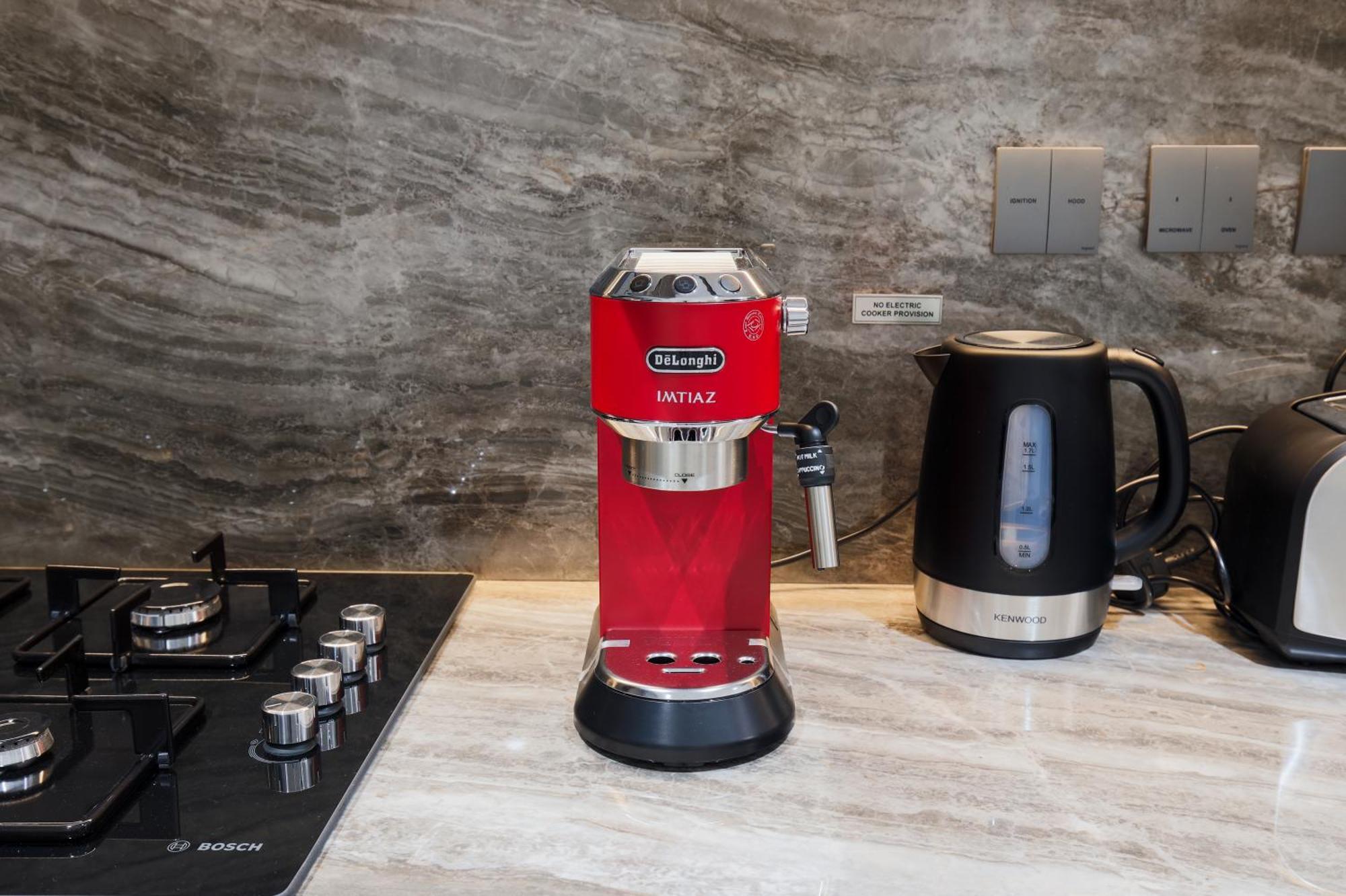 Elegant 1br In Jvc *
