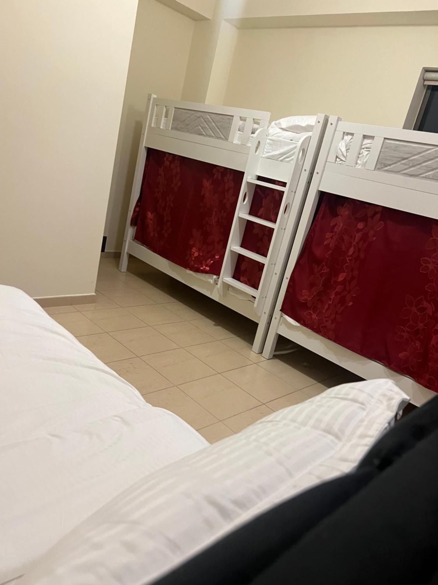 Capsule hotel Sea Shell Jbr Dubai