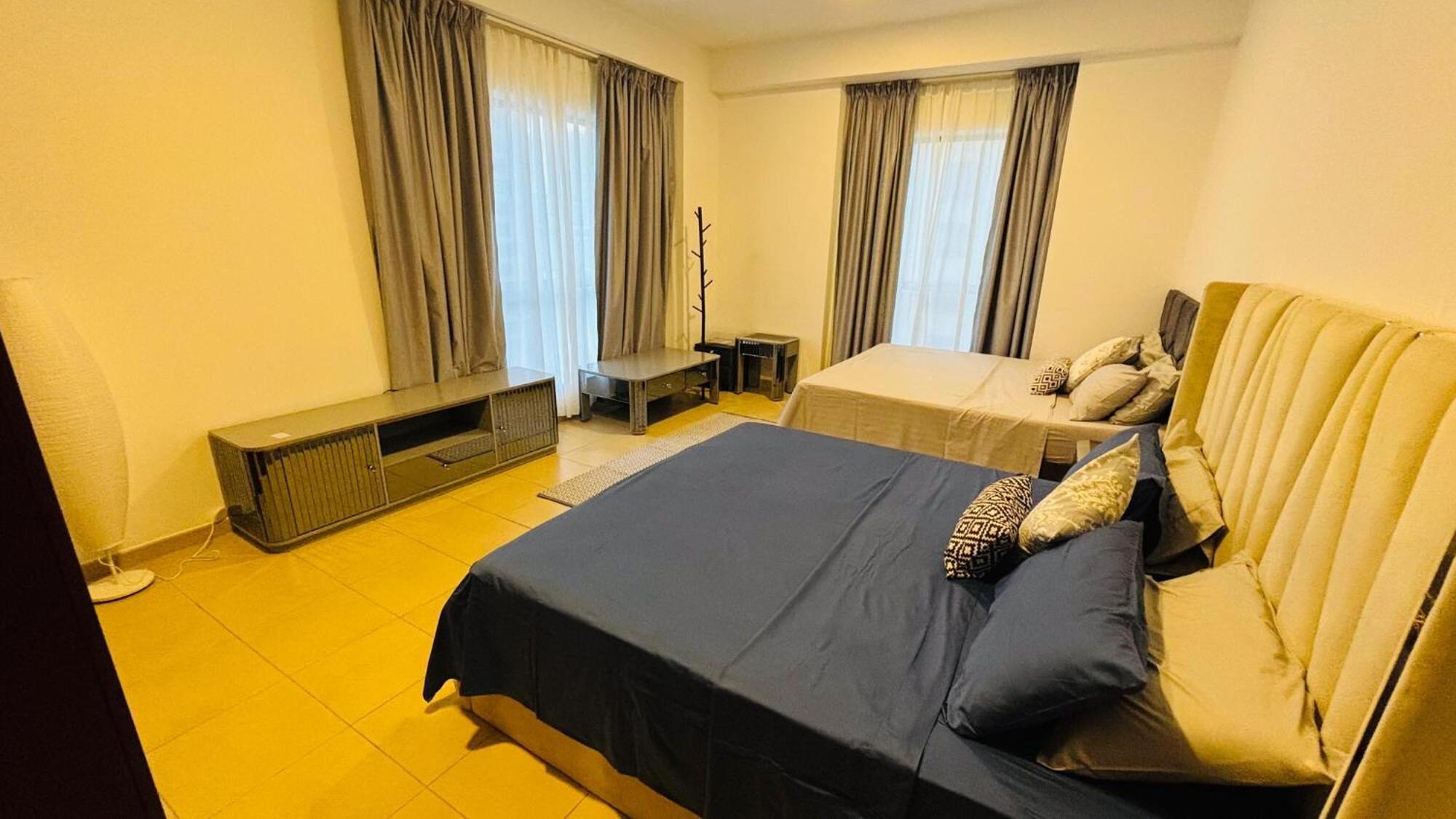 Ahlan Marina Jbr Homestay