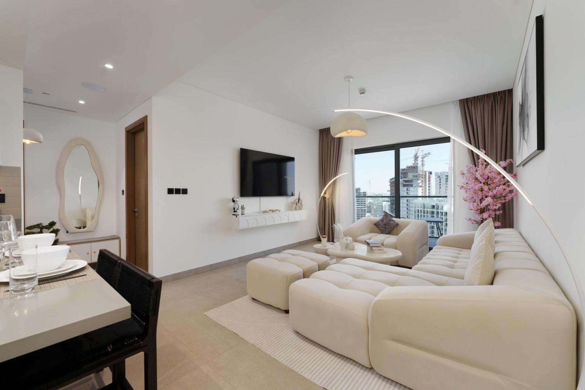 Daniels 1br At Waves Grande In Sobha Hartland * Dubai