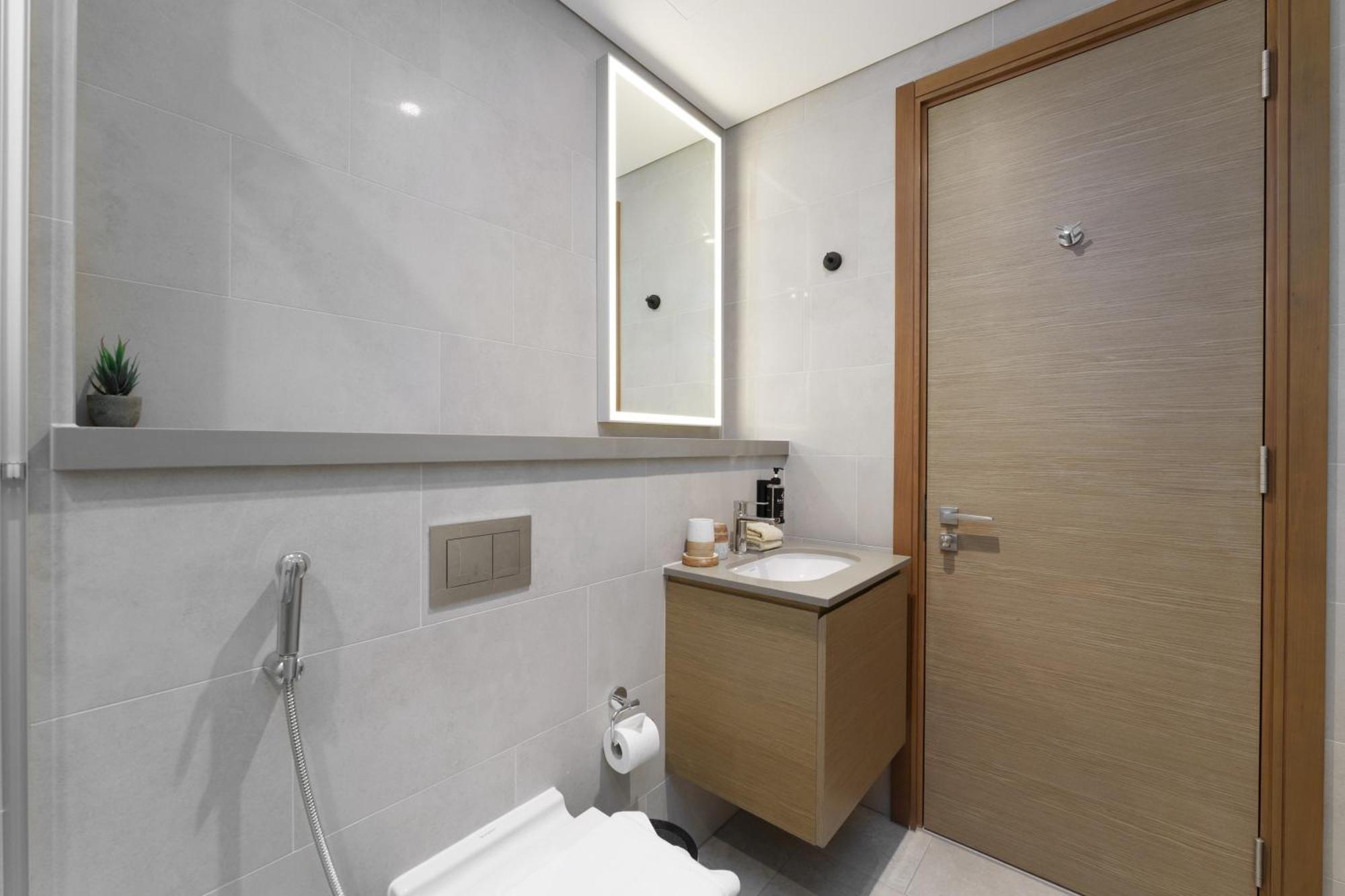 Daniels 1br At Waves Grande In Sobha Hartland