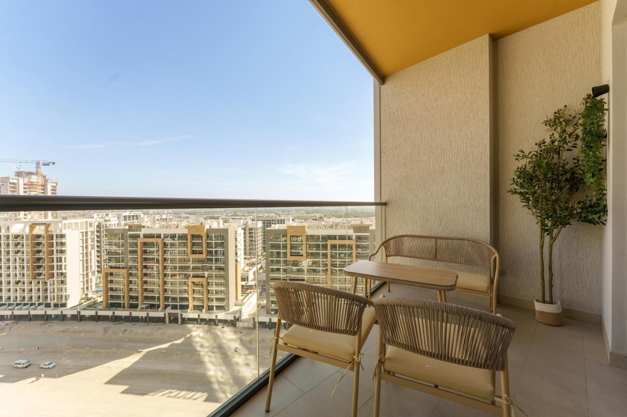 Daniels 1br At Waves Grande In Sobha Hartland Dubai