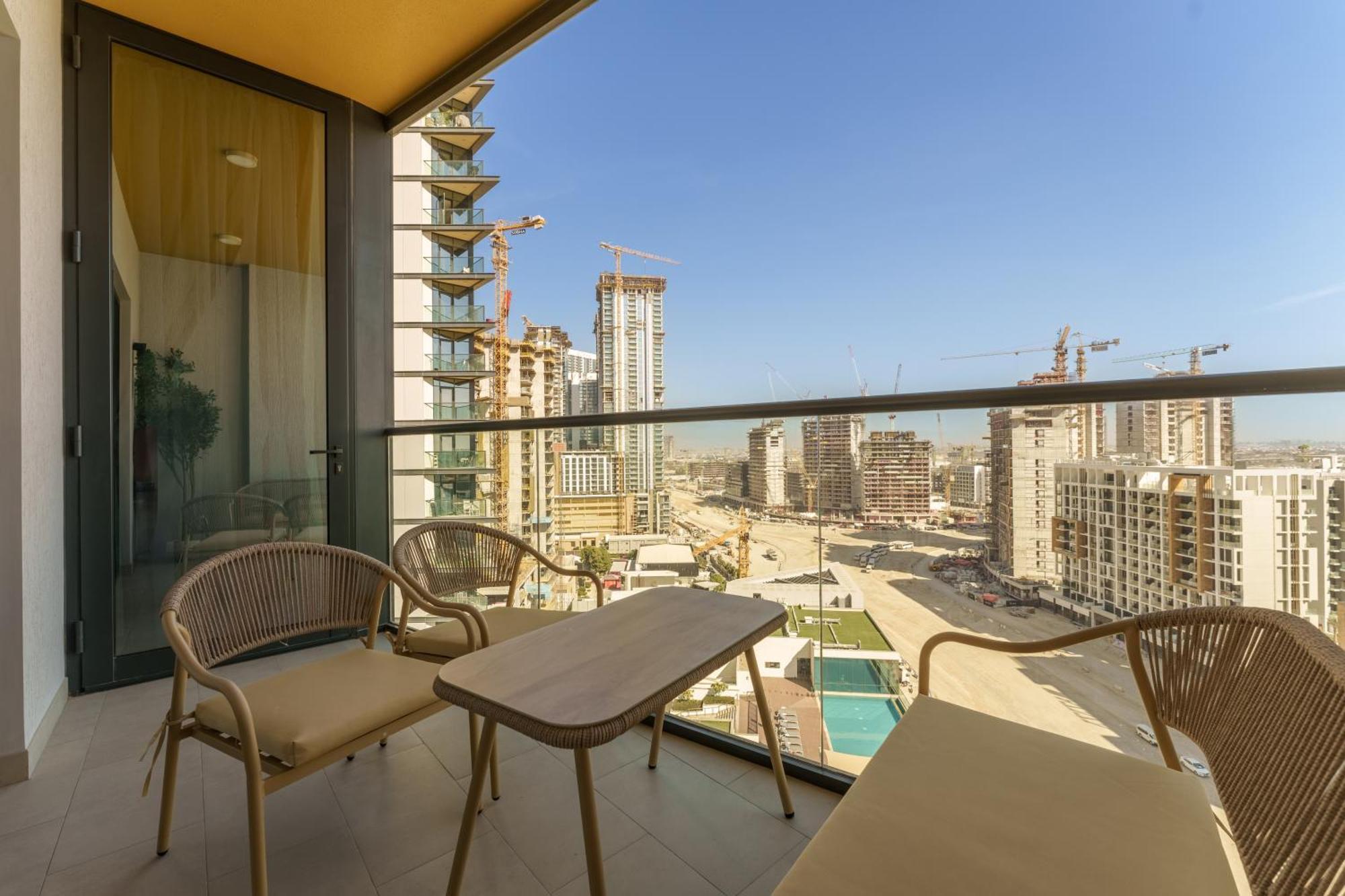 Daniels 1br At Waves Grande In Sobha Hartland