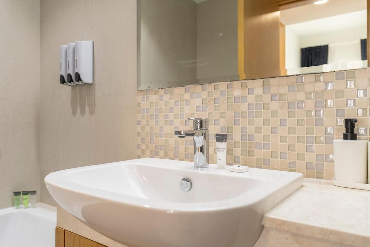 Peaceful 1-bedroom For 4 In Downtown *