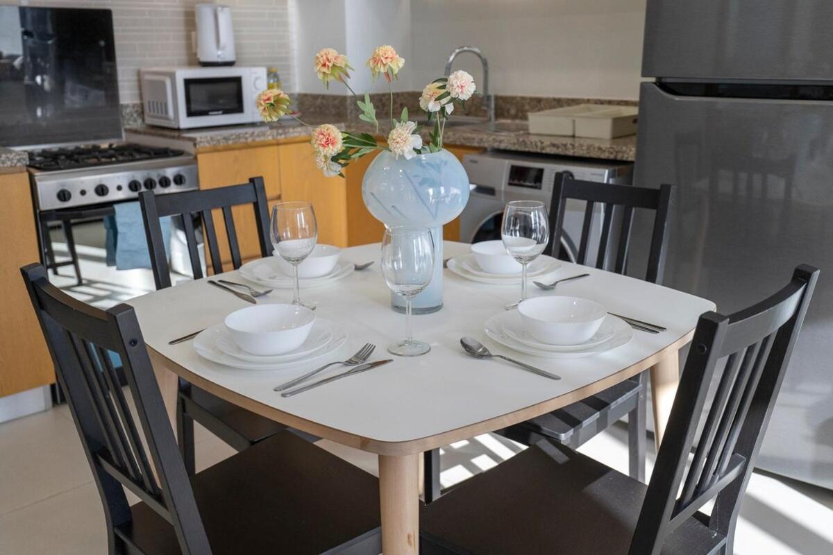 Apartment Peaceful 1-bedroom For 4 In Downtown