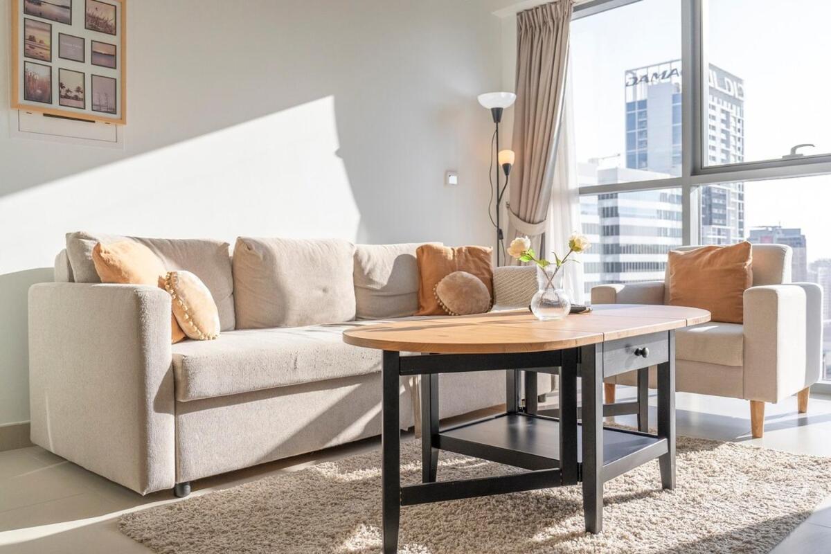 Apartment Peaceful 1-bedroom For 4 In Downtown Dubai
