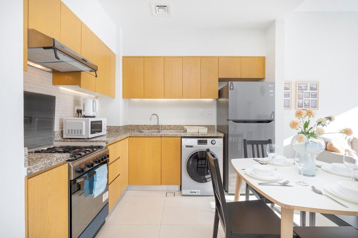 Peaceful 1-bedroom For 4 In Downtown * Dubai