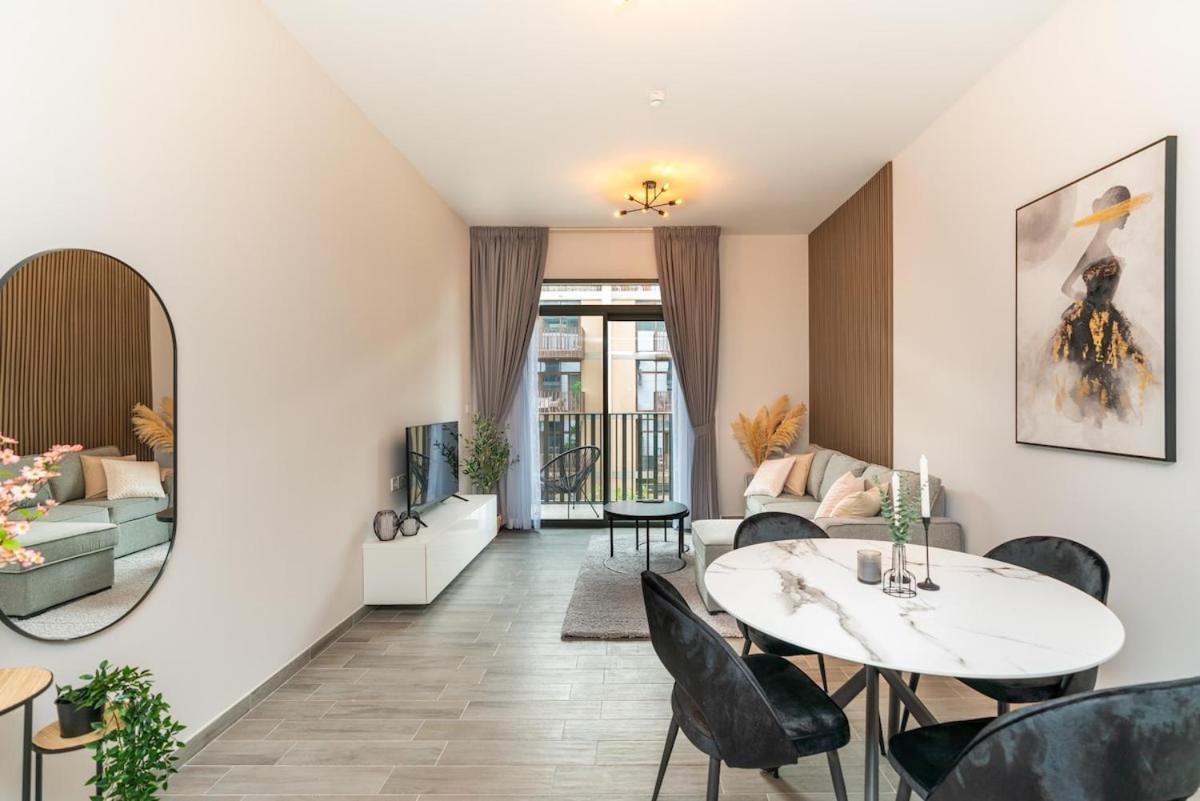 Apartment Sleek & Modern 1br With Luxury Pool In Jvc *