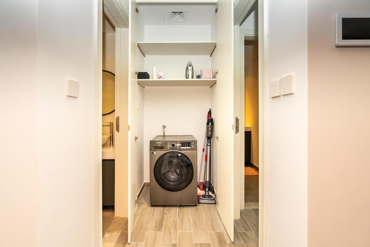 Apartment Sleek & Modern 1br With Luxury Pool In Jvc *