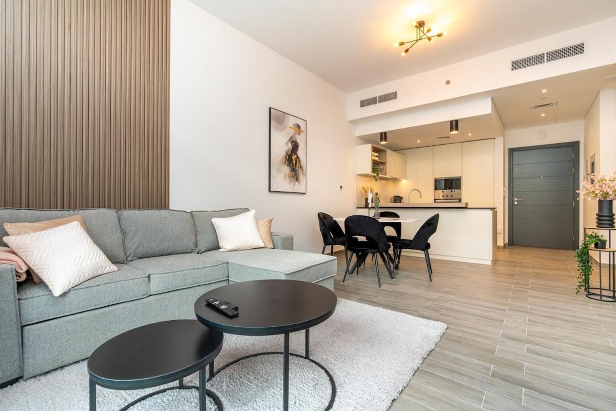 Sleek & Modern 1br With Luxury Pool In Jvc
