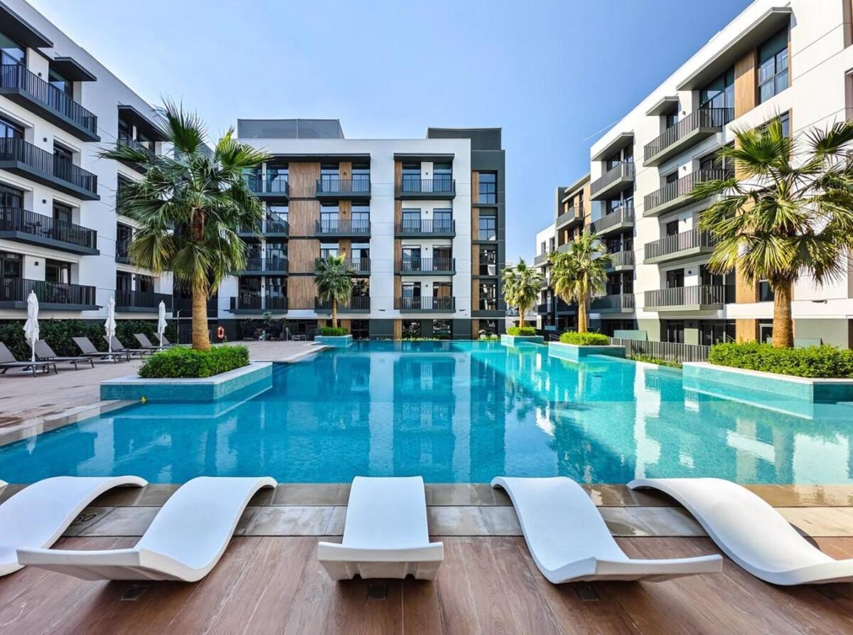 Sleek & Modern 1br With Luxury Pool In Jvc * Dubai