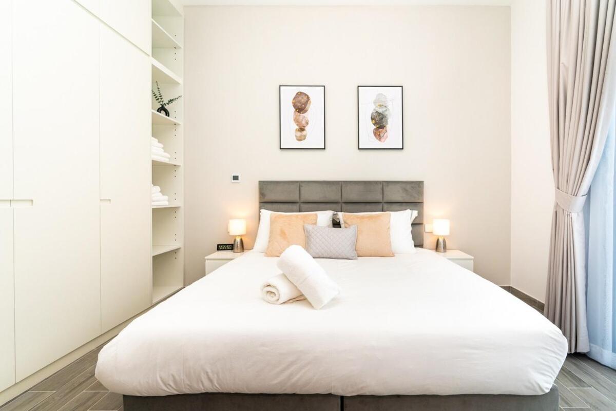 Sleek & Modern 1br With Luxury Pool In Jvc Apartment *