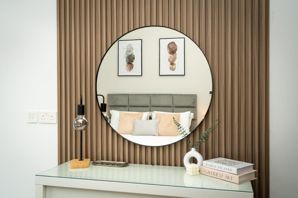 Apartment Sleek & Modern 1br With Luxury Pool In Jvc Dubai