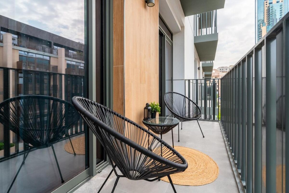 Apartment Sleek & Modern 1br With Luxury Pool In Jvc *