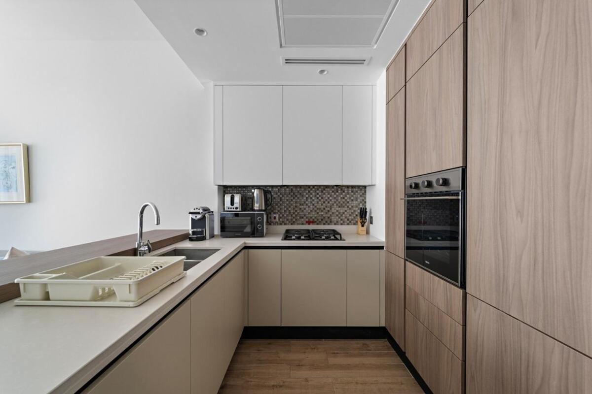 Stonetree - Luxurious 1br At Jumeirah Living Marina Gate Dubai