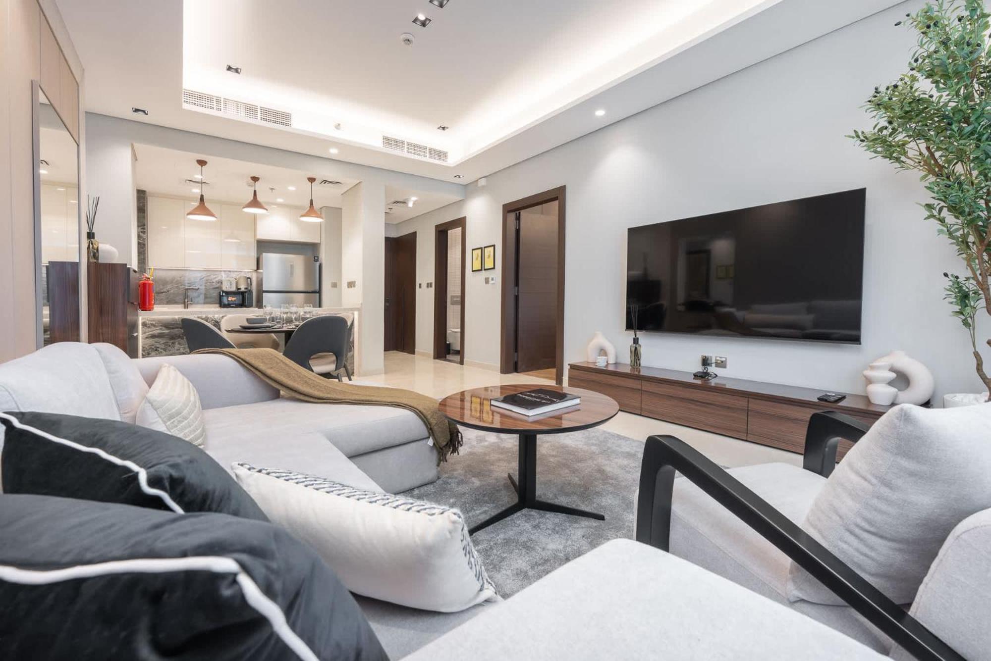 Eye-catching 1 Bedroom In Nobles Tower * Dubai