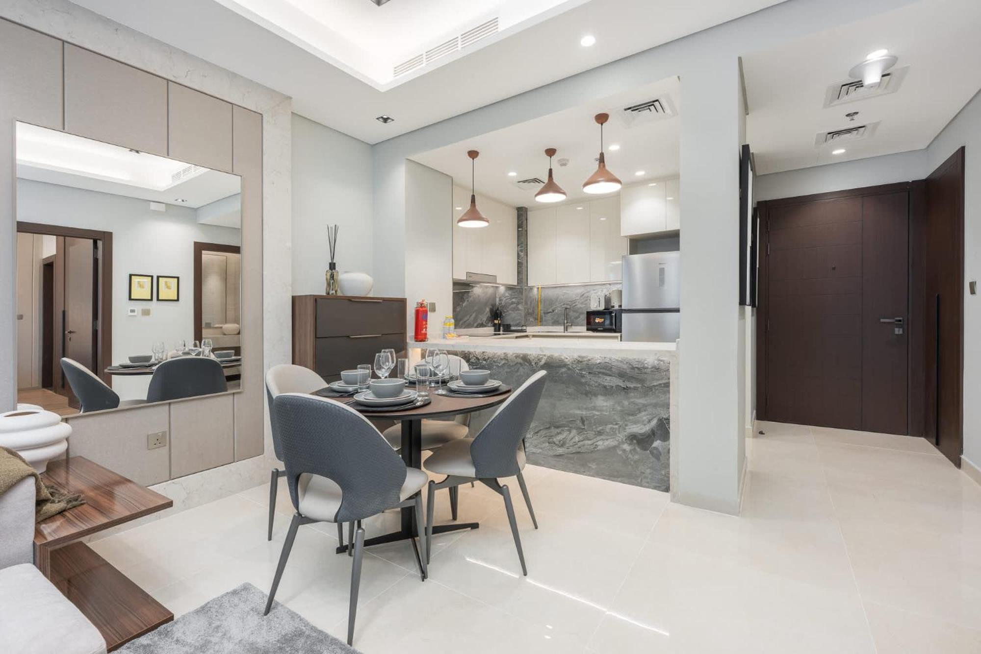 Eye-catching 1 Bedroom In Nobles Tower Apartment *