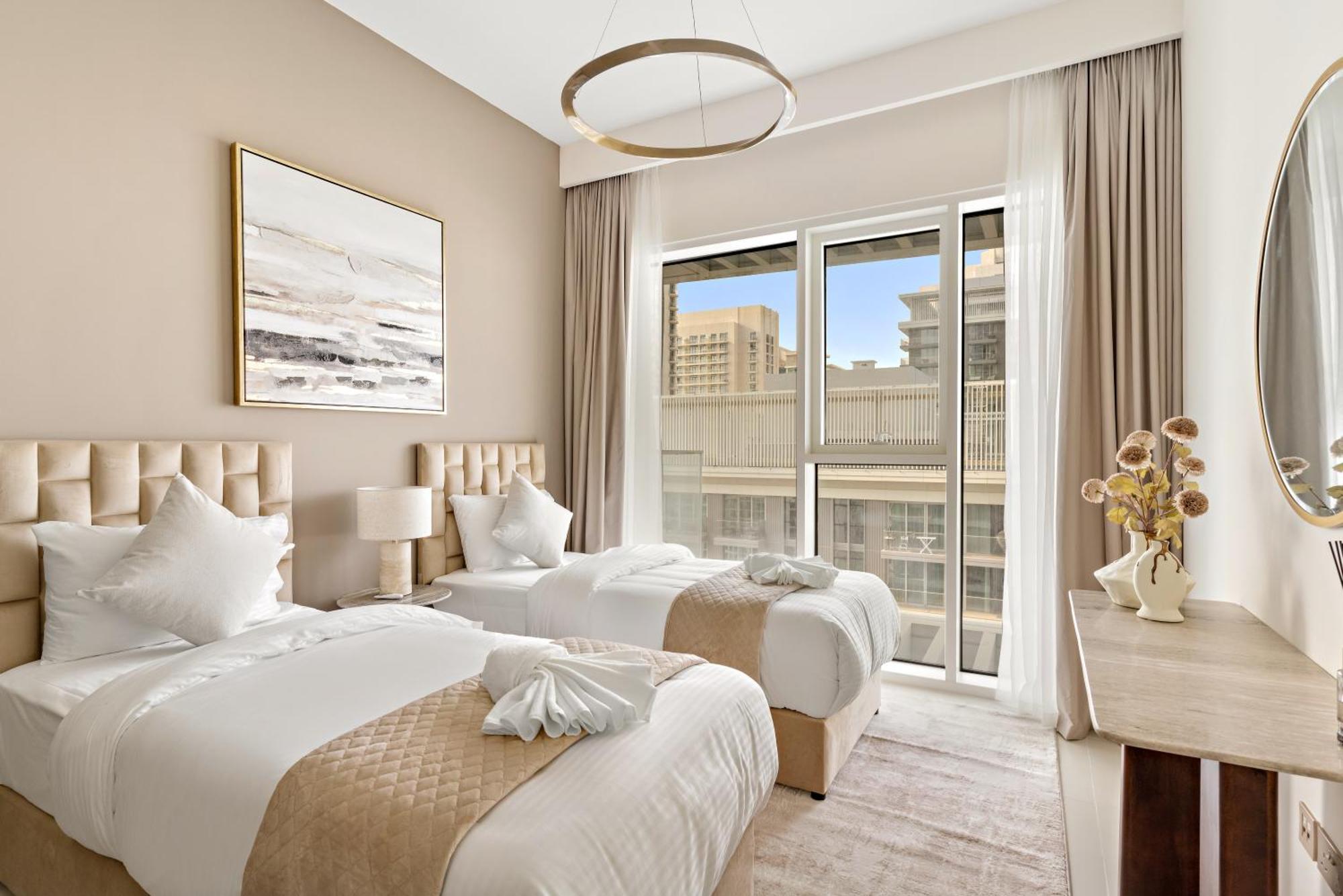 Luxury 2br At Grand Bleu Dubai