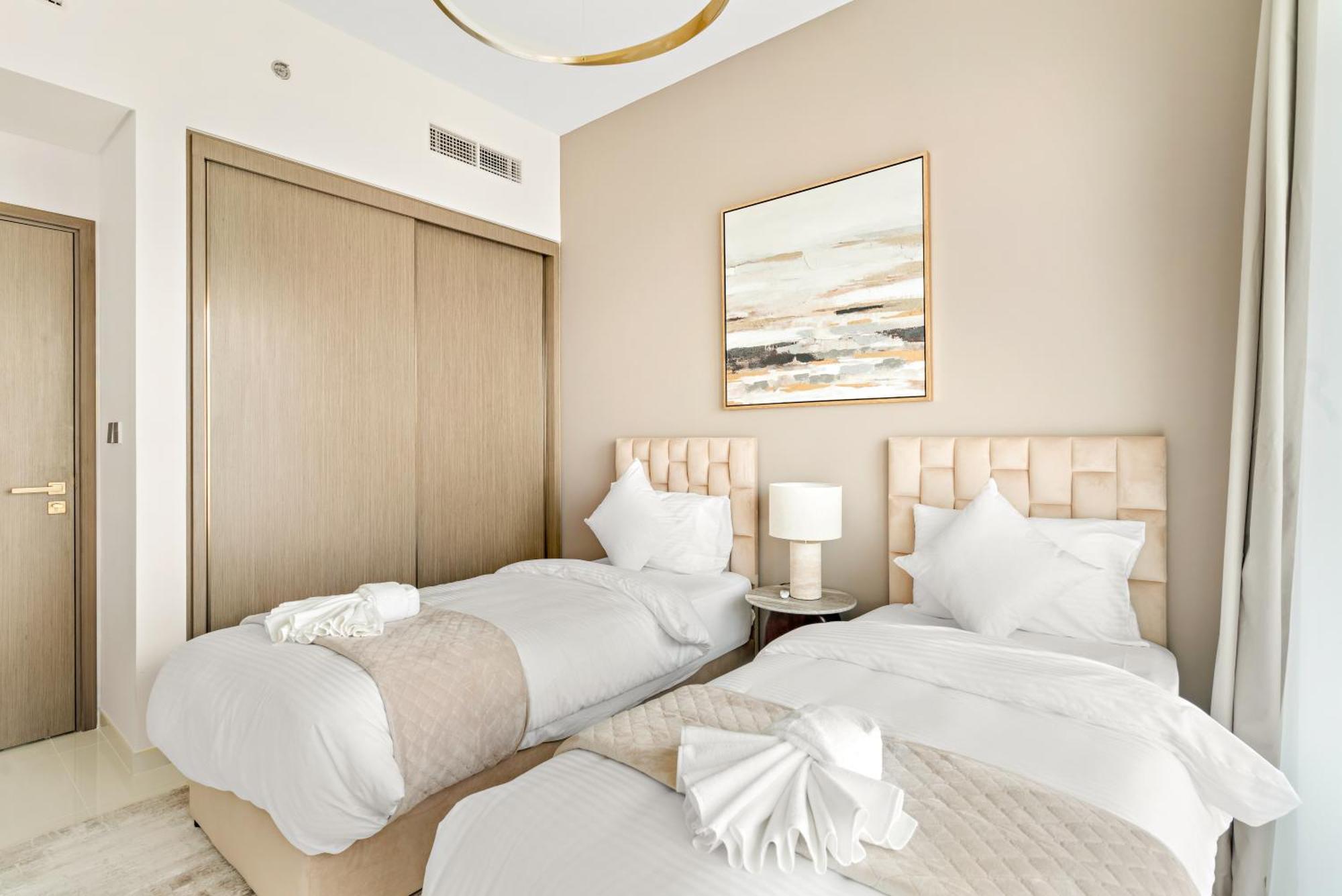 Luxury 2br At Grand Bleu Apartment