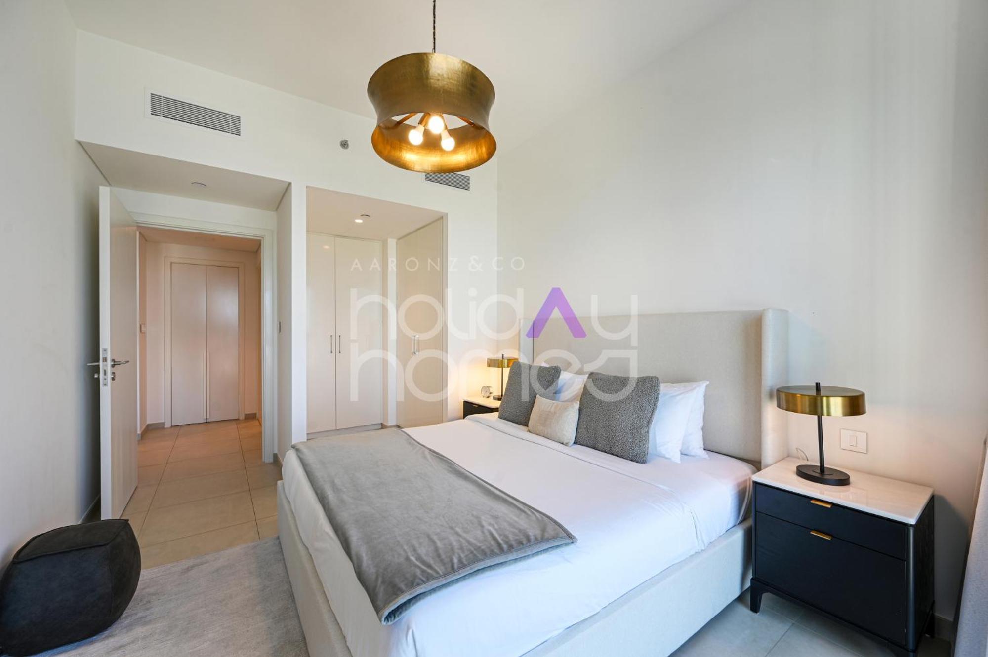 Elegant Views 1br Walk To Mall Downtown Views 2 T1 * Dubai