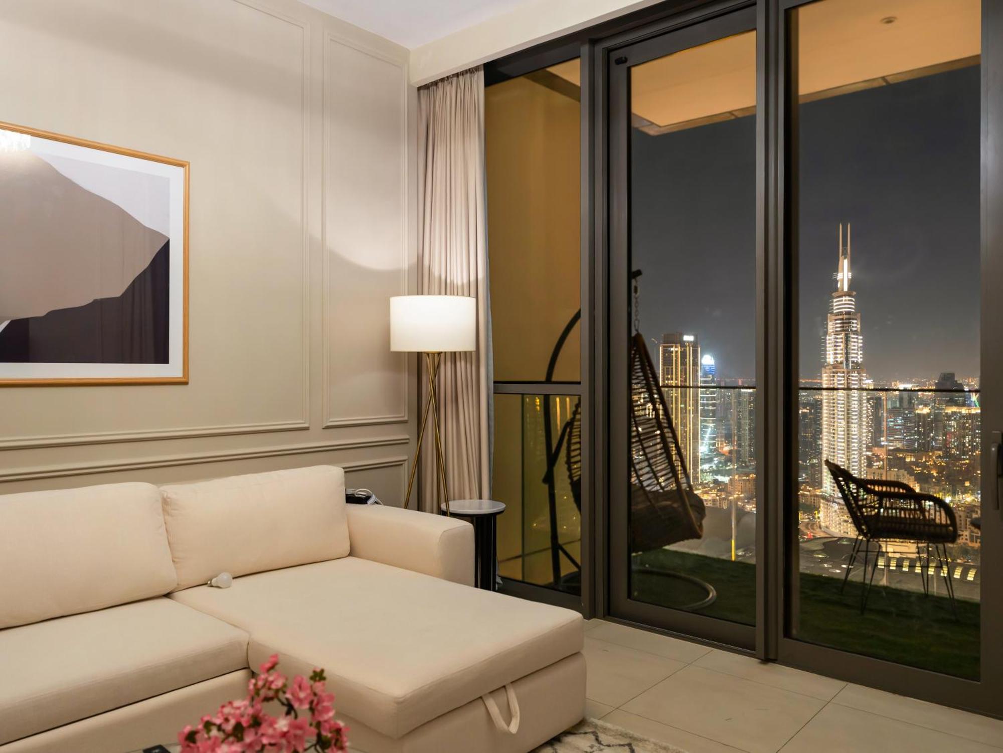 Brand New! Downtown Views Located On Mall