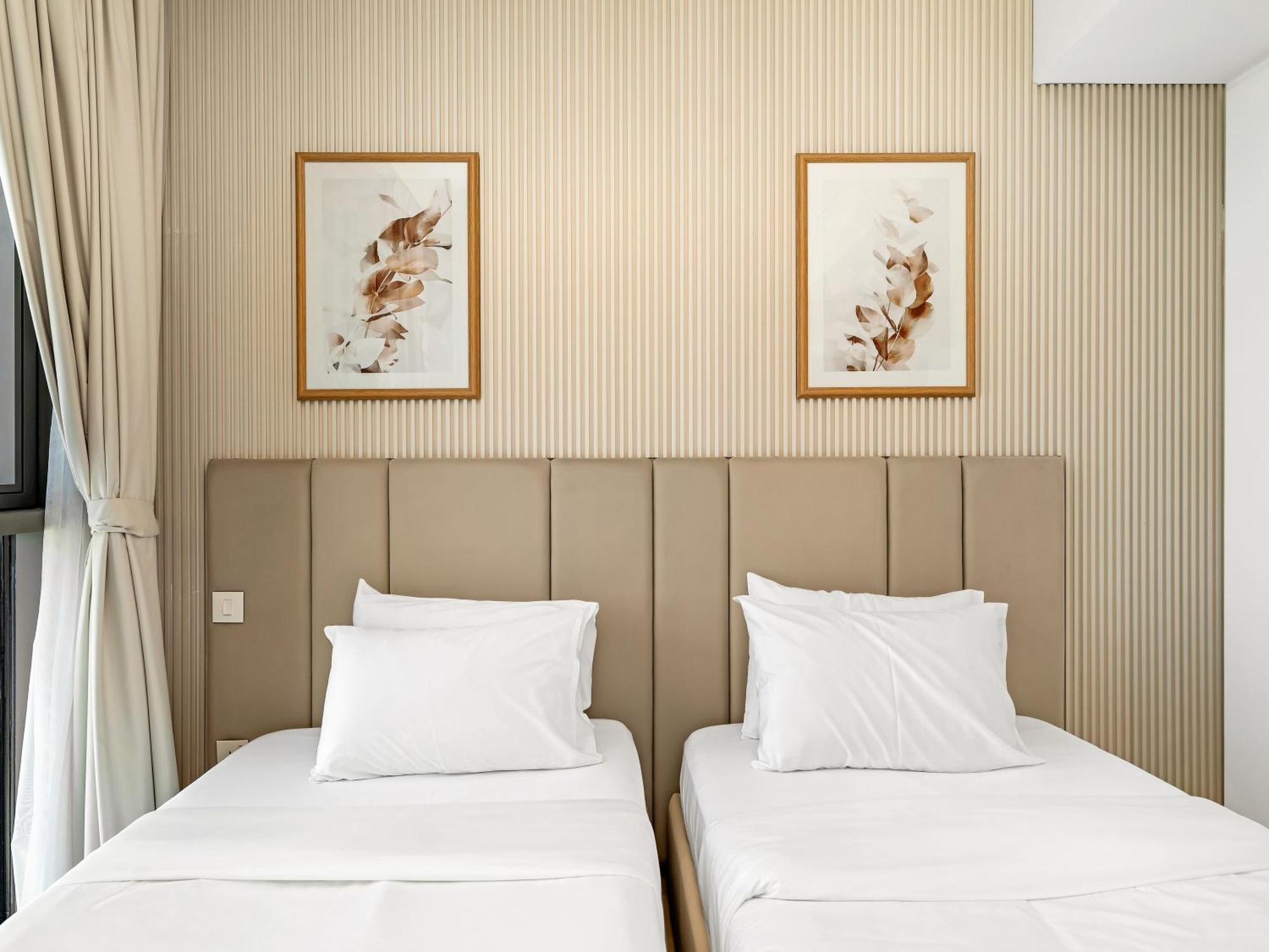 Brand New! Downtown Views Located On Mall * Dubai