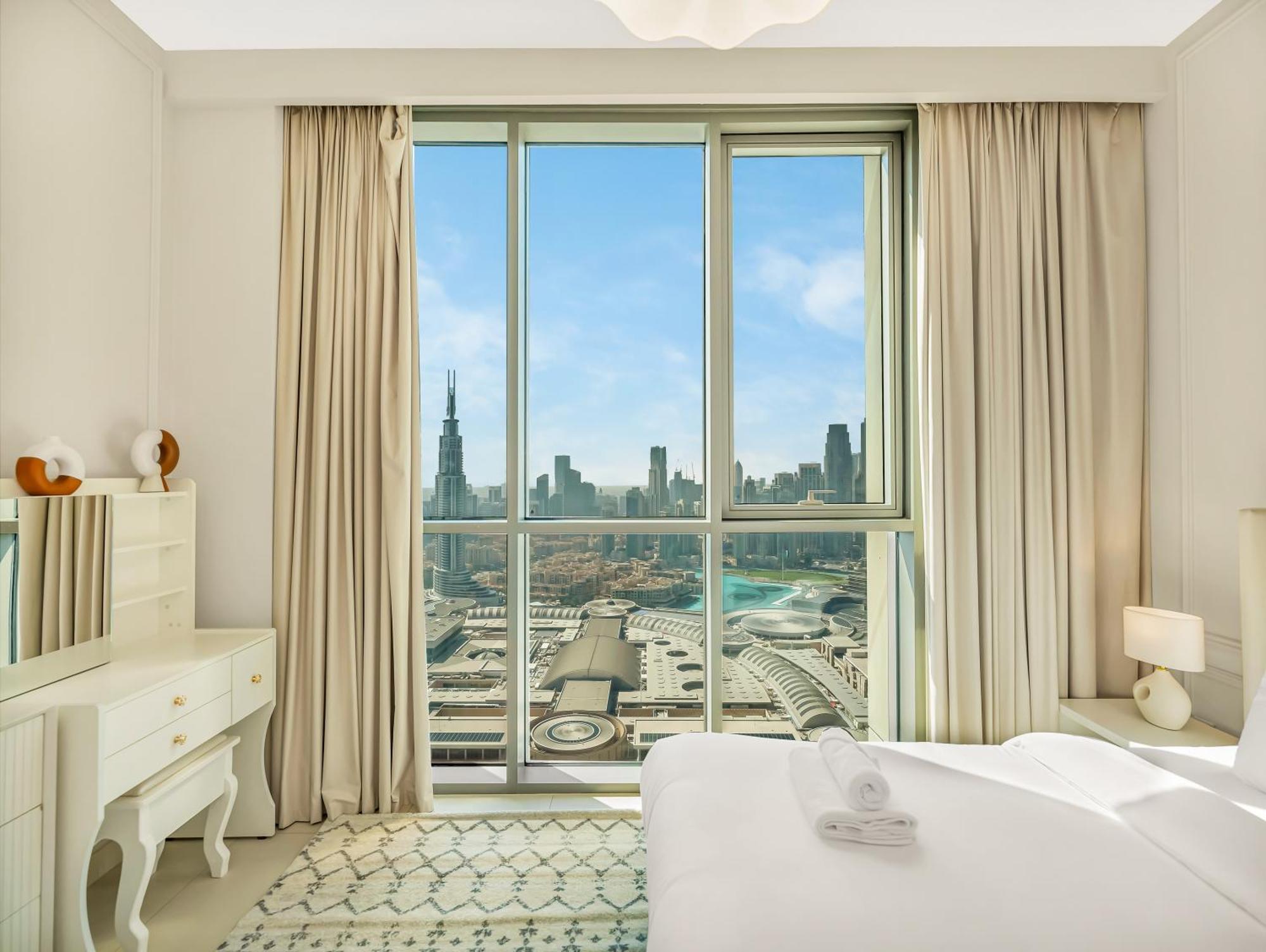 Brand New! Downtown Views Located On Mall