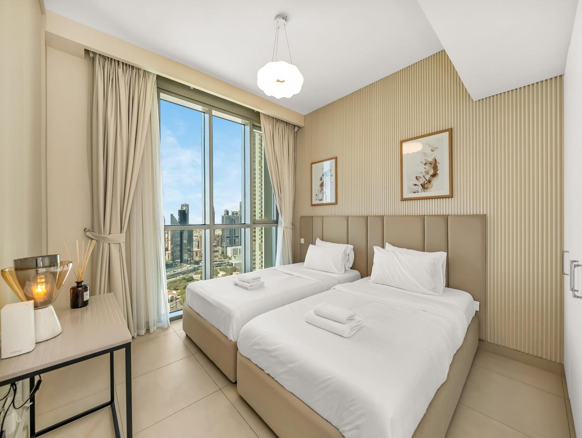Brand New! Downtown Views Located On Mall