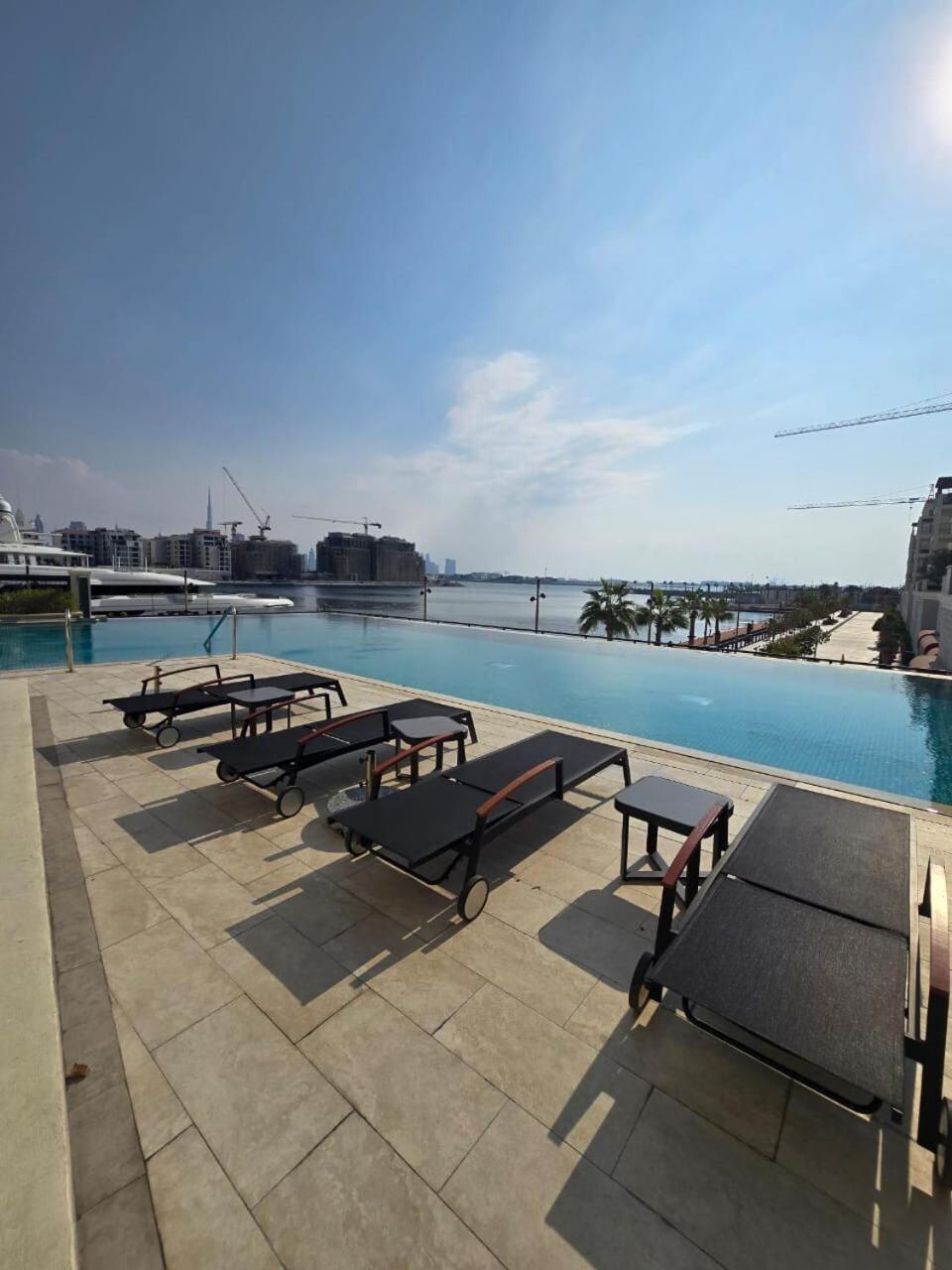 Apartment Stylish 1br La Mer, La Cote B2 *