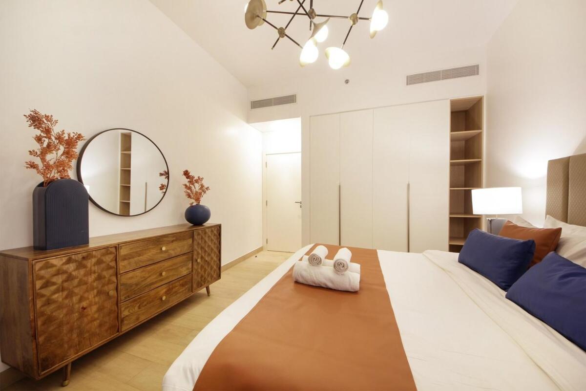 Stylish 1br La Mer, La Cote B2 *