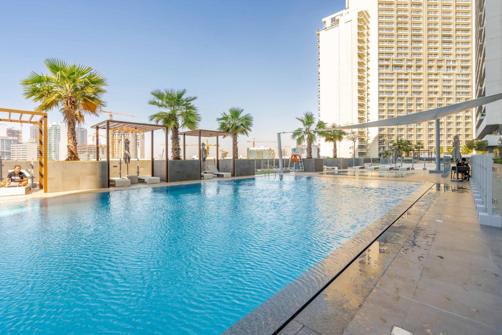 Modern 1br With Balcony, Pool & Stunning Views Apartment