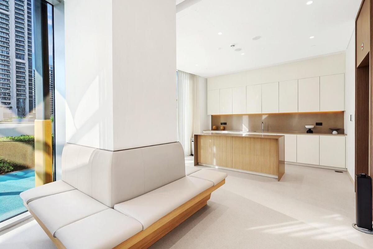 First Class 2br Burj Khalifa & Fountain View Dubai