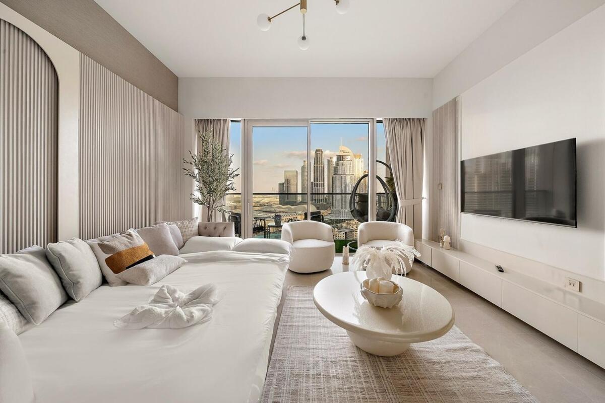 First Class 2br Burj Khalifa & Fountain View Apartment Dubai