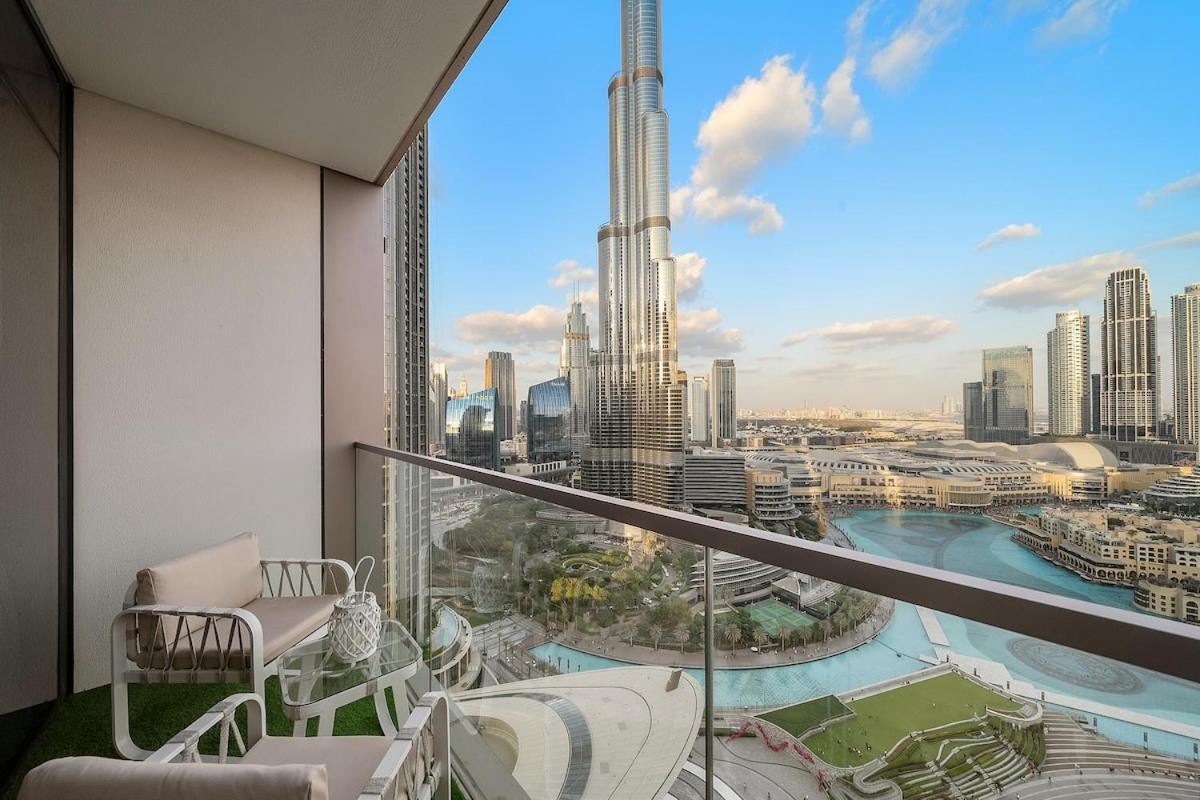 Apartment First Class 2br Burj Khalifa & Fountain View Dubai