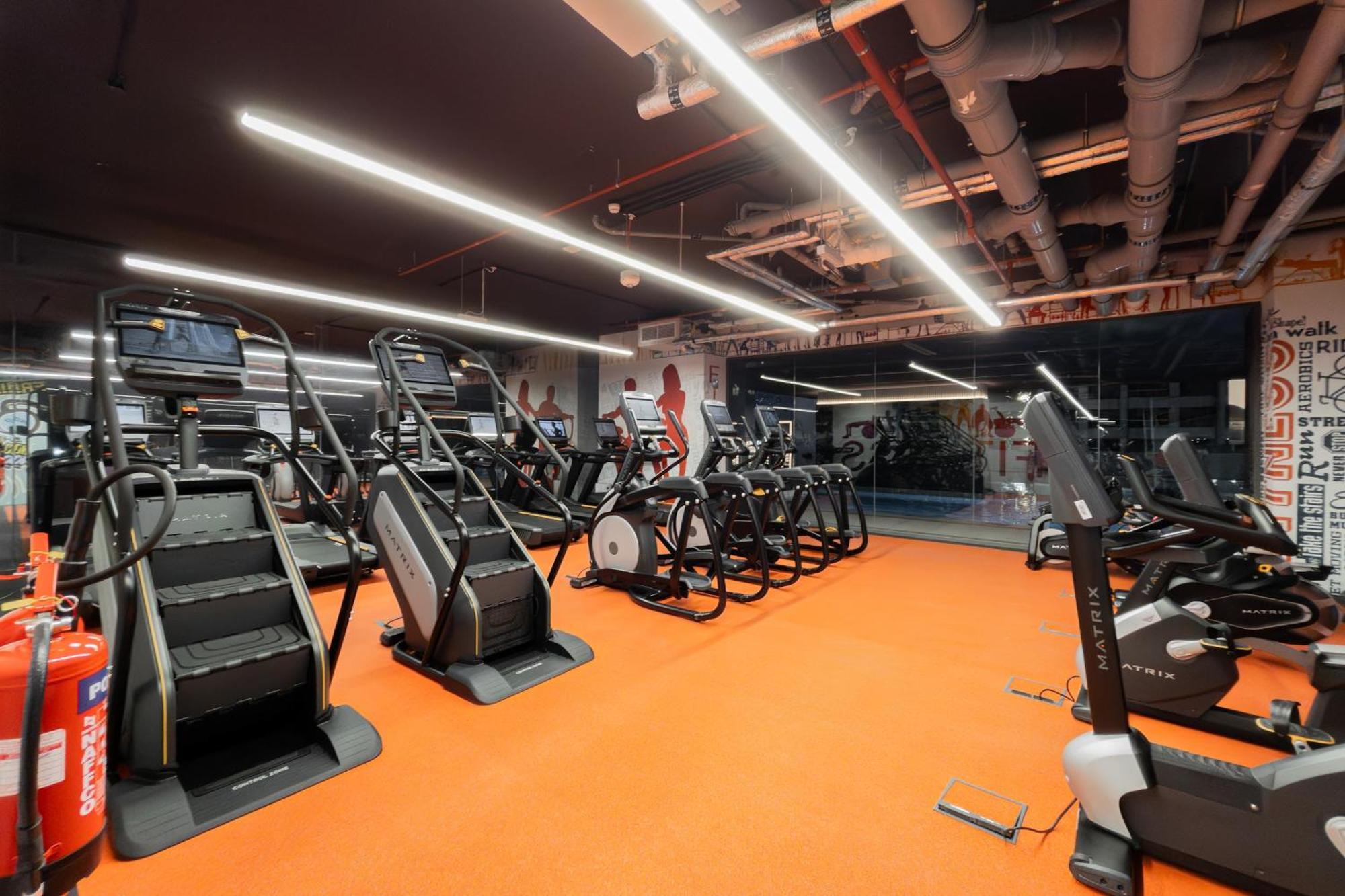 Views On 29fl - Jlt 1br Near Metro & Free Baby Gear