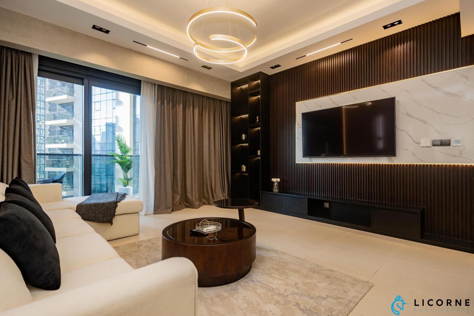 Downtown Haven 2br Near Mall & Burj Khalifa In Act One Act Two Apartment
