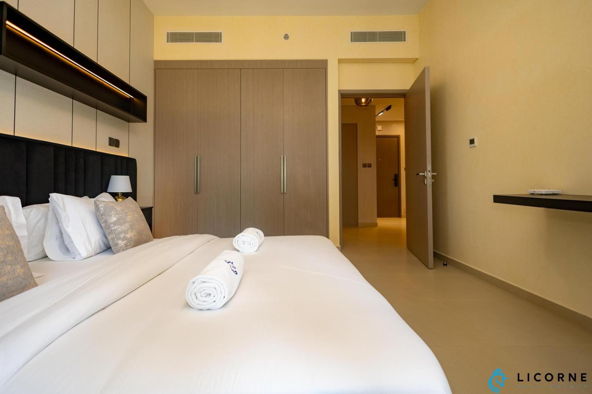 Apartment Downtown Haven 2br Near Mall & Burj Khalifa In Act One Act Two *