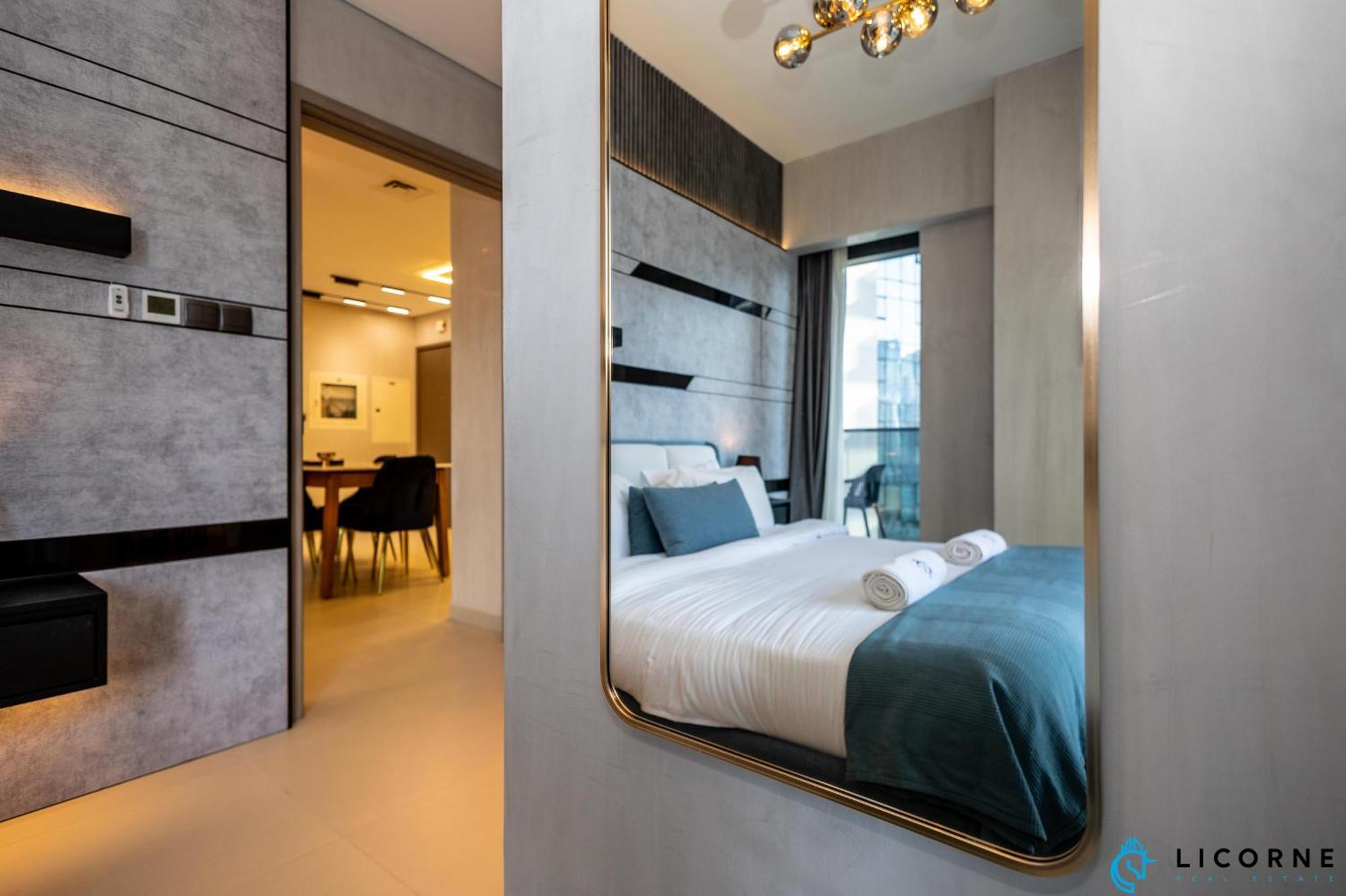 Downtown Haven 2br Near Mall & Burj Khalifa In Act One Act Two Apartment