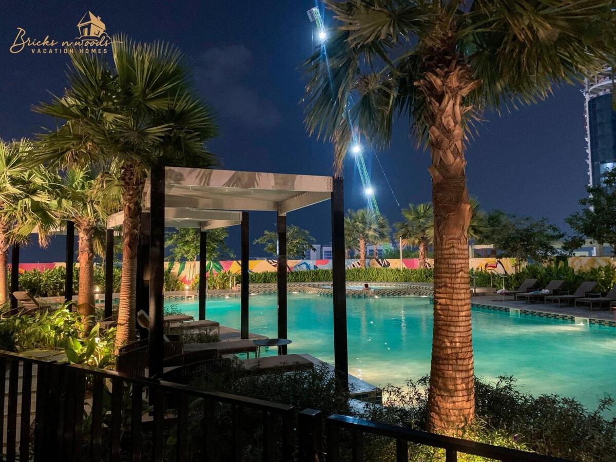 Luxury Sea View High Floor 3bhk Apartment *