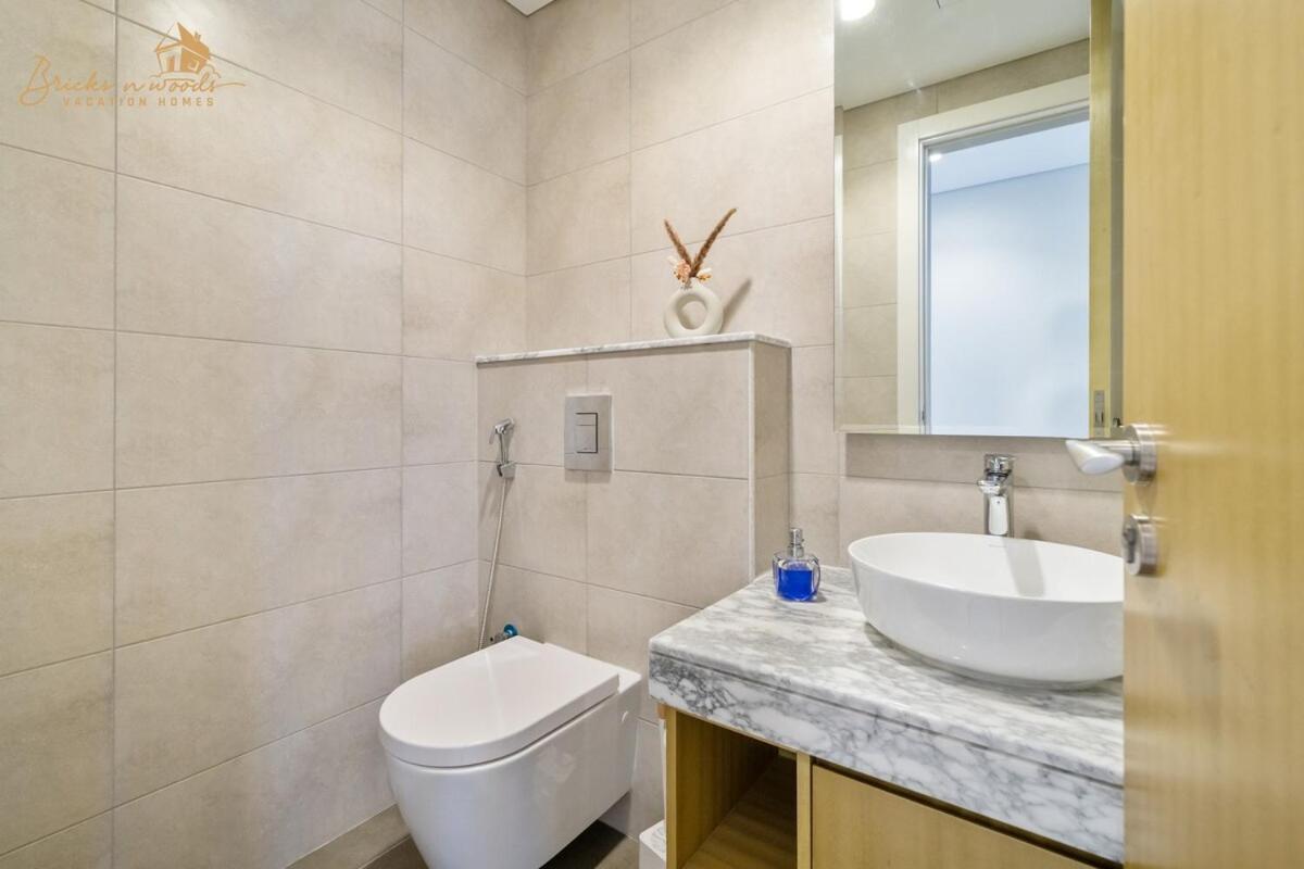 Luxury Sea View High Floor 3bhk