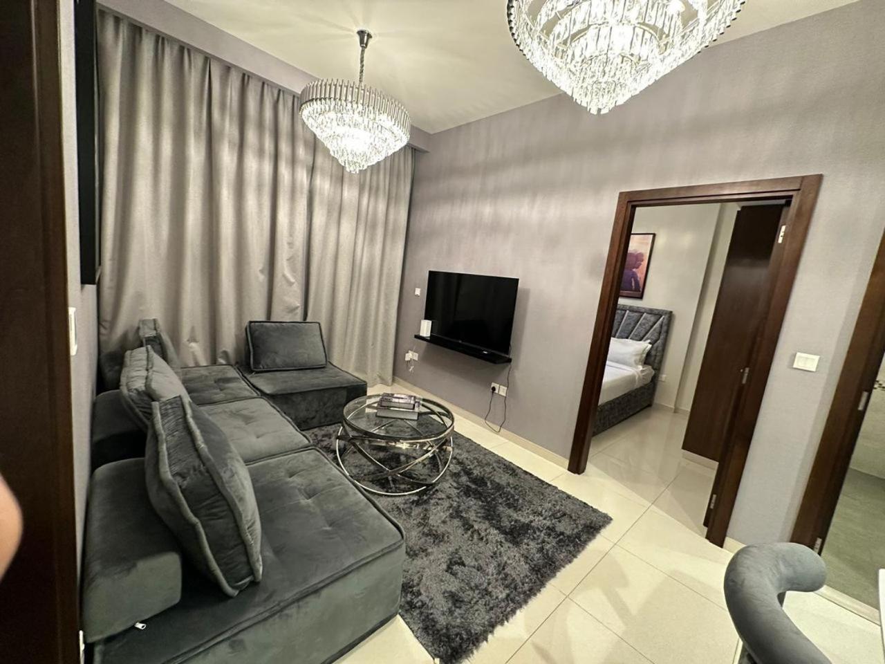 Damac Vera 2 Bedroom With Canal View *