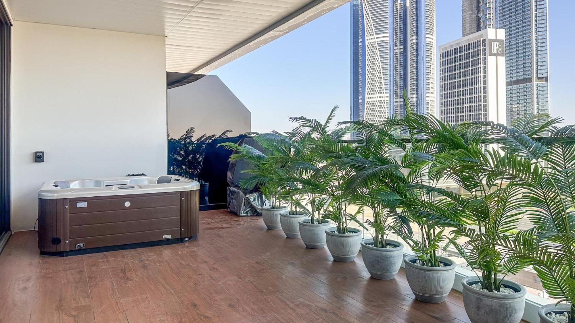 Charming 1br With Private Jacuzzi In Terraces - 10ab08 * Dubai