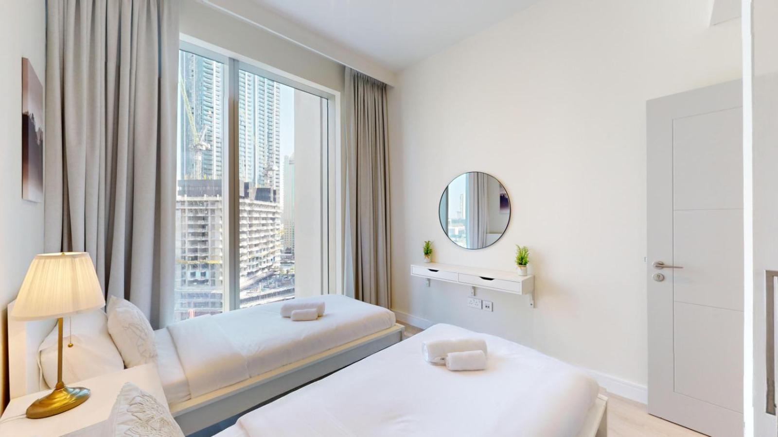 Apartment Tower - Aesthetic Three Bedroom In Downtown Dubai