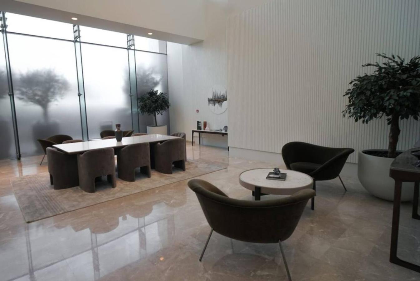 Tower - Aesthetic Three Bedroom In Downtown * Dubai
