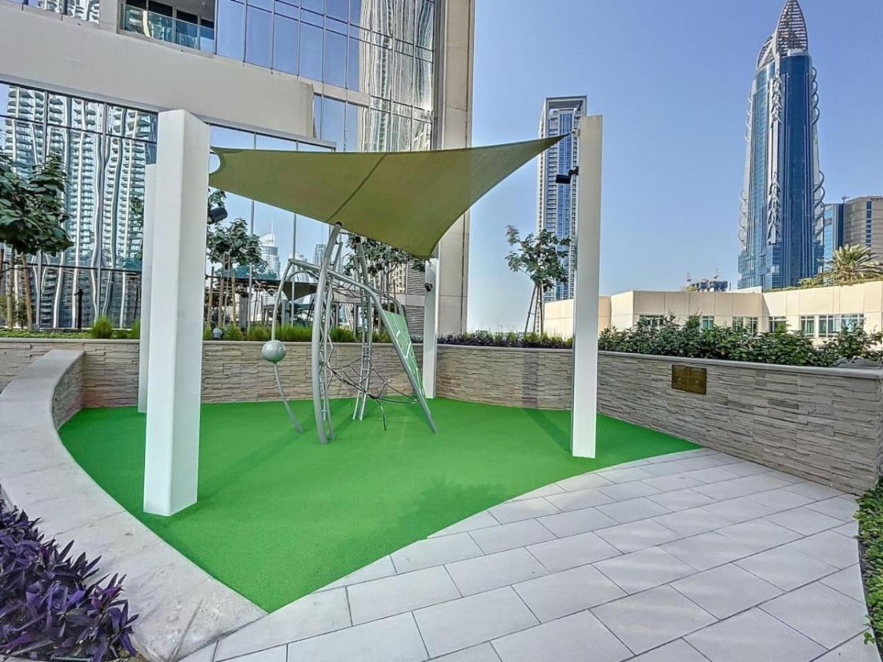 Apartment Tower - Aesthetic Three Bedroom In Downtown Dubai