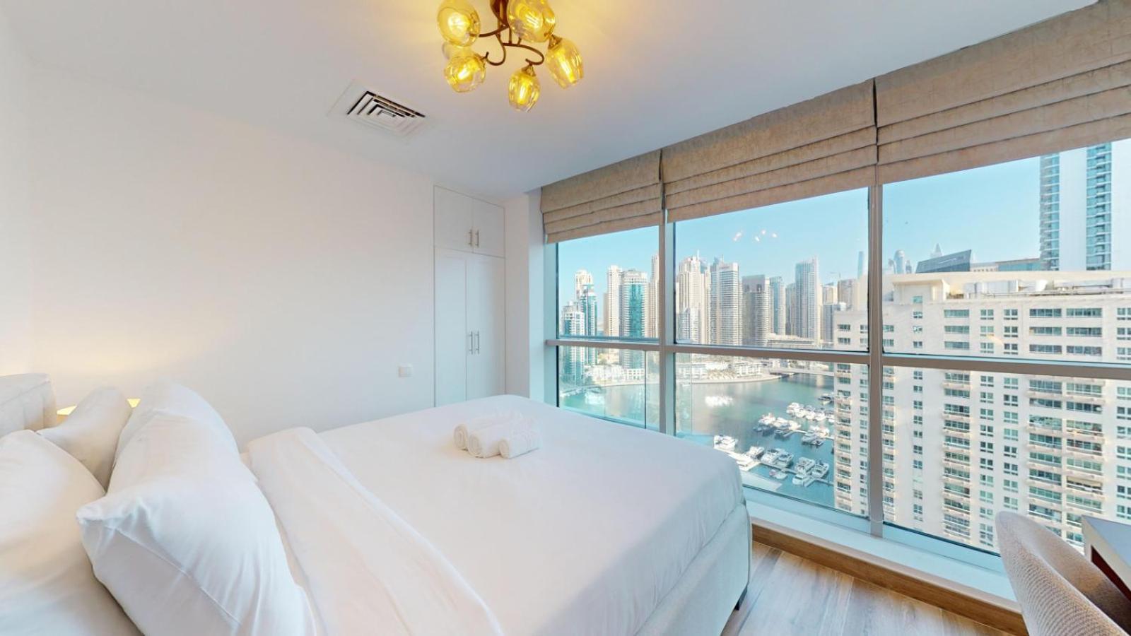 Damac Waves - Stunning Three Bedroom In Marina Apartment Dubai