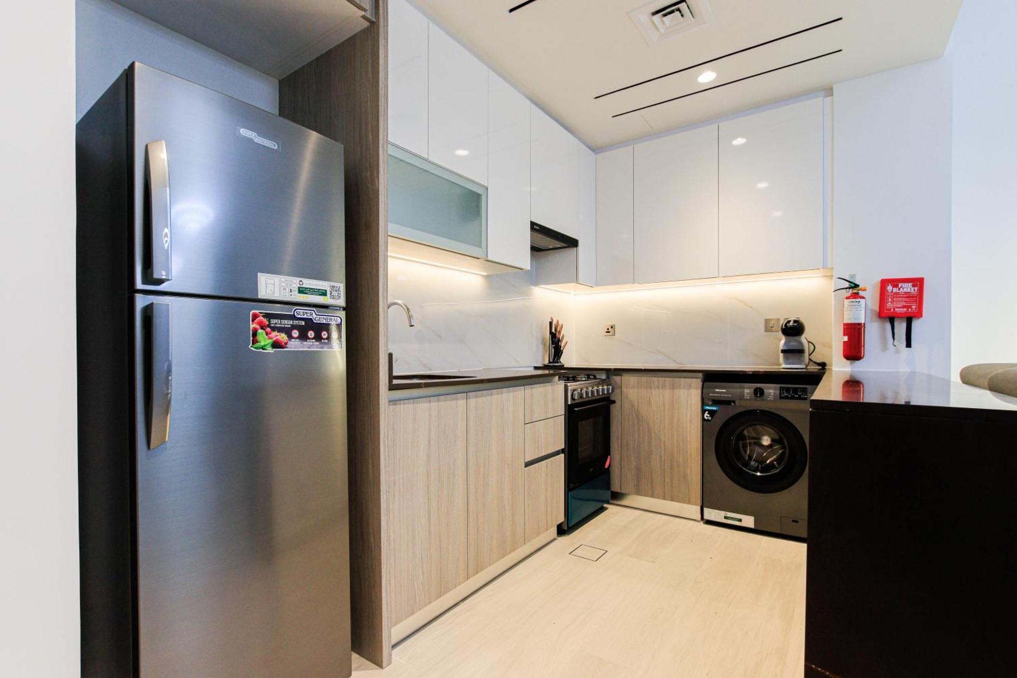Apartment Stylish Stu In Medore With Modern Amenities