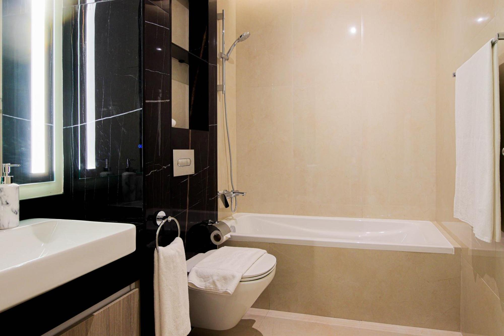 Stylish Stu In Medore With Modern Amenities *