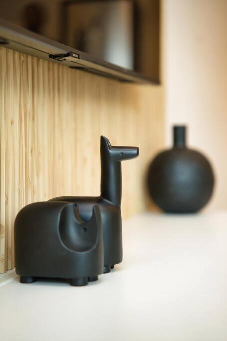Apartment Classic - Ahad Large 1br For 4 *